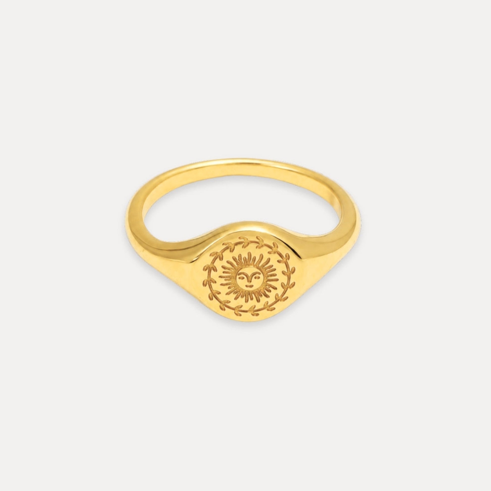 Gold sun signet ring in 18k gold-plated stainless steel